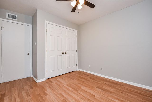 5000 Milwee Street 74, Houston, TX 77092