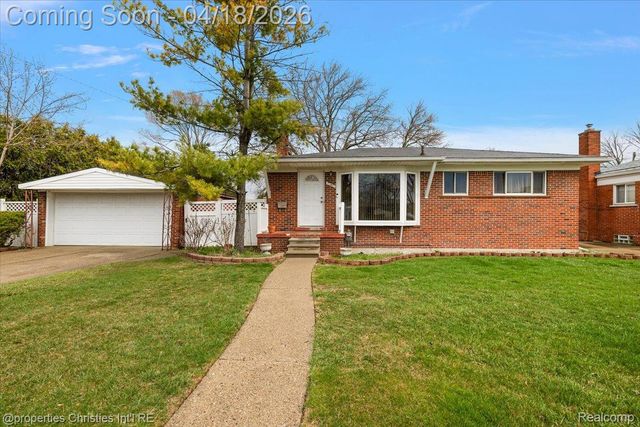 22801 Garfield Street, St. Clair Shores, MI 48082
