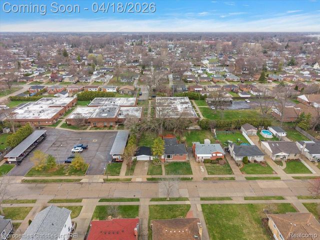22801 Garfield Street, St. Clair Shores, MI 48082