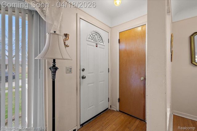 22801 Garfield Street, St. Clair Shores, MI 48082
