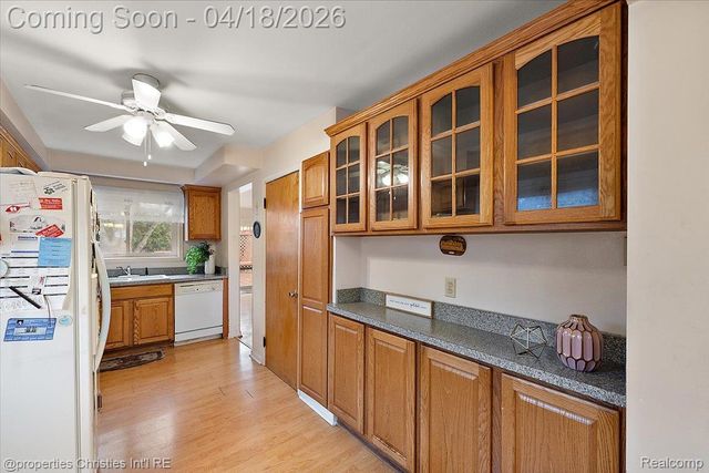 22801 Garfield Street, St. Clair Shores, MI 48082