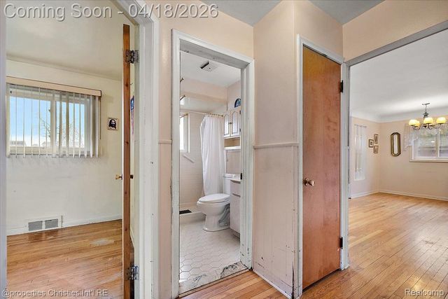 22801 Garfield Street, St. Clair Shores, MI 48082