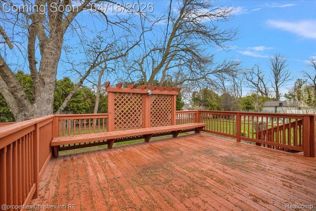 22801 Garfield Street, St. Clair Shores, MI 48082