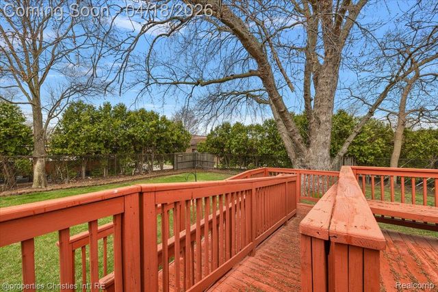 22801 Garfield Street, St. Clair Shores, MI 48082