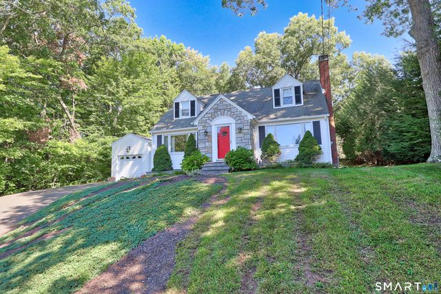 24 Bracewood Road, Waterbury, CT 06706