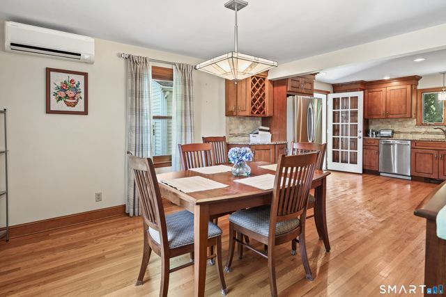 24 Bracewood Road, Waterbury, CT 06706