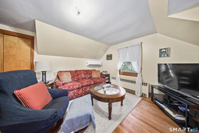 24 Bracewood Road, Waterbury, CT 06706
