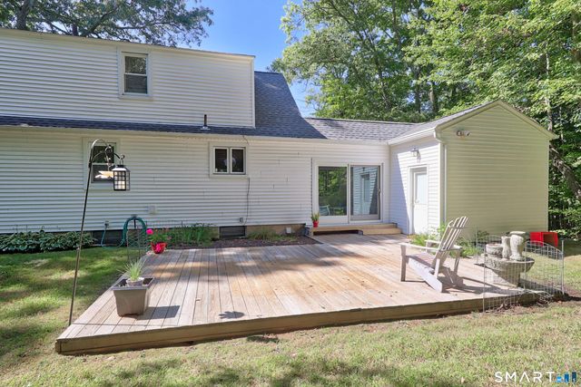 24 Bracewood Road, Waterbury, CT 06706