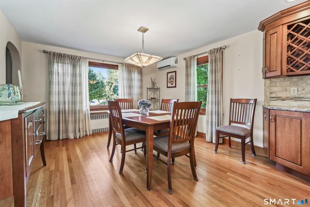 24 Bracewood Road, Waterbury, CT 06706