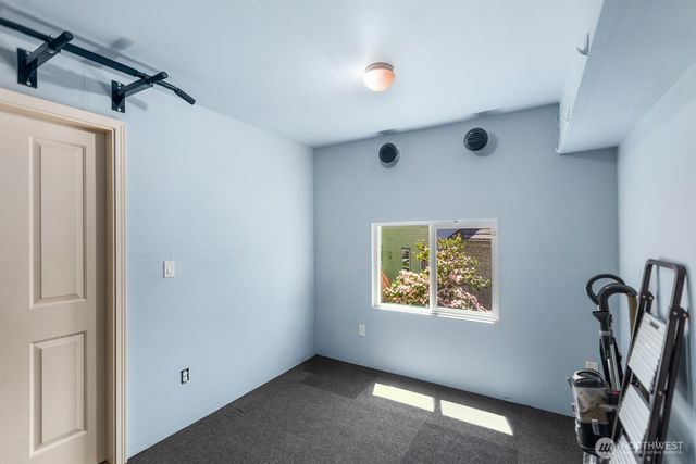 28226 15th Avenue S, Federal Way, WA 98003