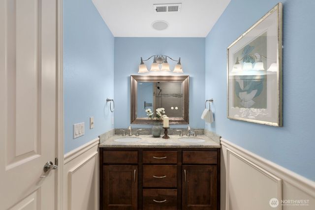 28226 15th Avenue S, Federal Way, WA 98003