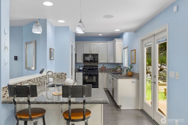 28226 15th Avenue S, Federal Way, WA 98003