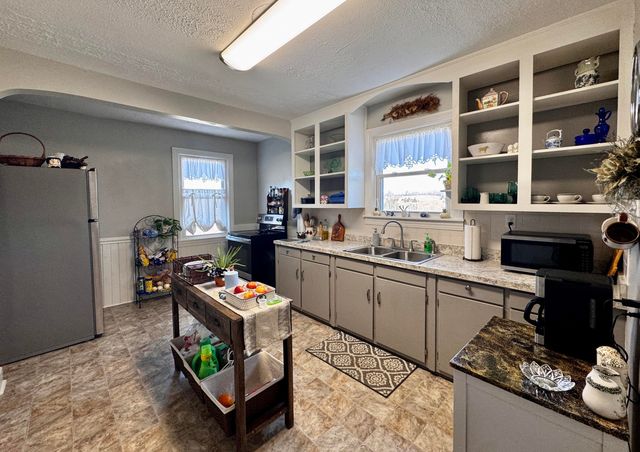 1188 Fairview Road, Lawrenceburg, KY 40342