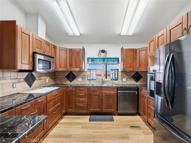 599 Smoke Tree Road, Pinon Hills, CA 92372