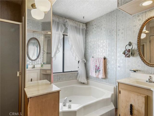 599 Smoke Tree Road, Pinon Hills, CA 92372