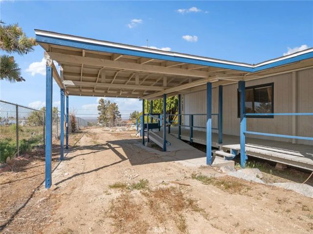 599 Smoke Tree Road, Pinon Hills, CA 92372