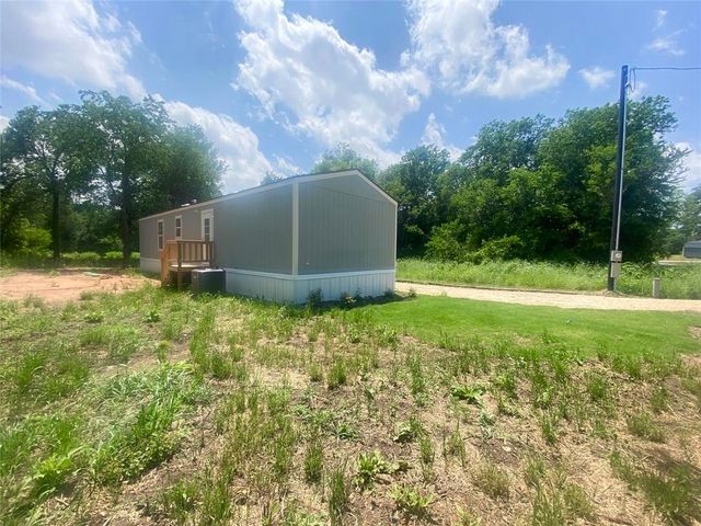 329 Capricorn Drive, Granbury, TX 76049