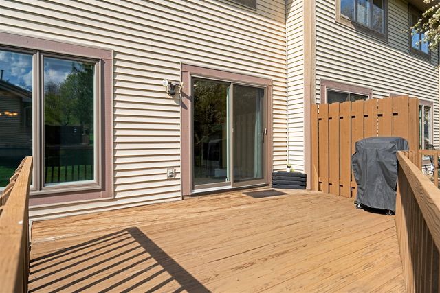 804 Moore Drive, Chelsea, MI 48118
