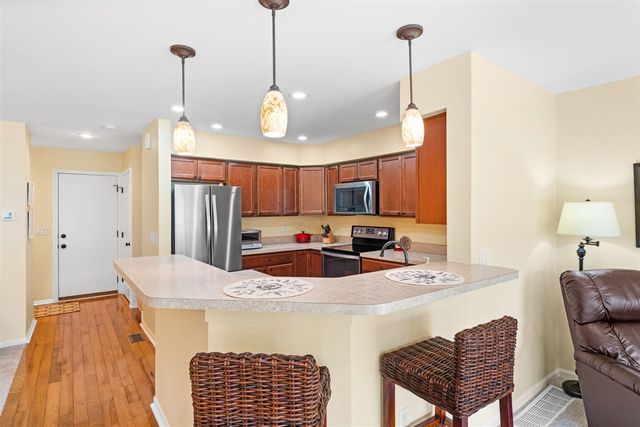 804 Moore Drive, Chelsea, MI 48118