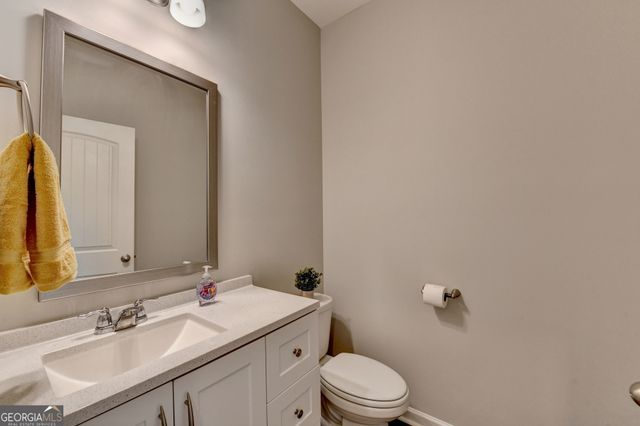 6886 Scarlet Oak Way, Flowery Branch, GA 30542