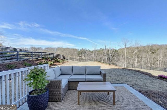 6886 Scarlet Oak Way, Flowery Branch, GA 30542