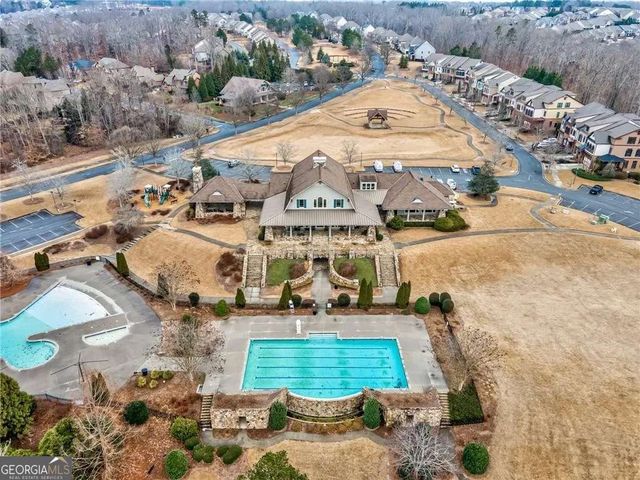 6886 Scarlet Oak Way, Flowery Branch, GA 30542