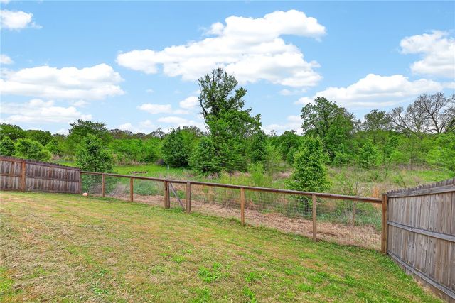967 E Sparrow Circle, Fayetteville, AR 72701