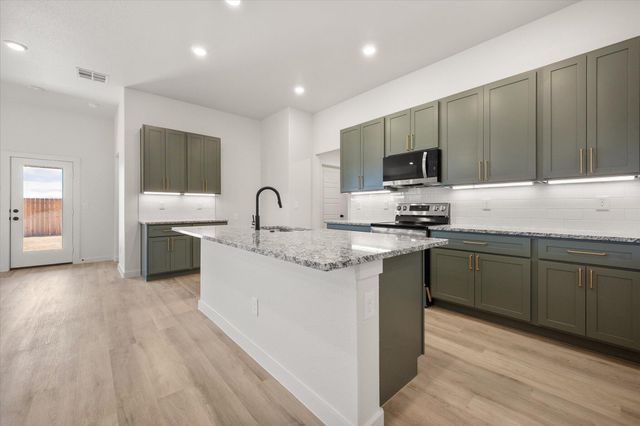 7109 14th Street, Lubbock, TX 79416