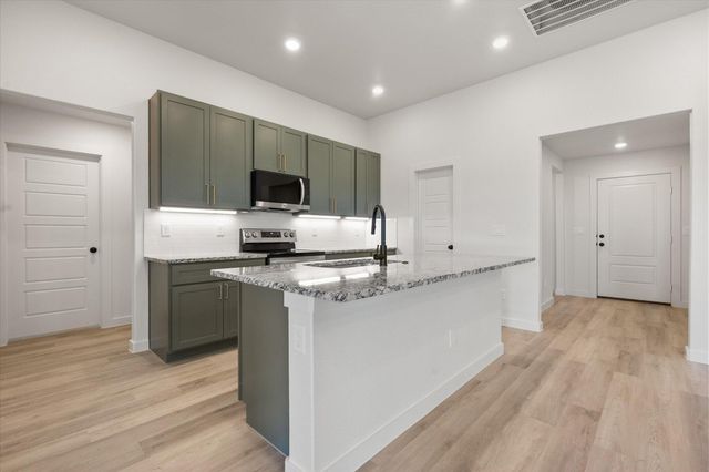 7109 14th Street, Lubbock, TX 79416