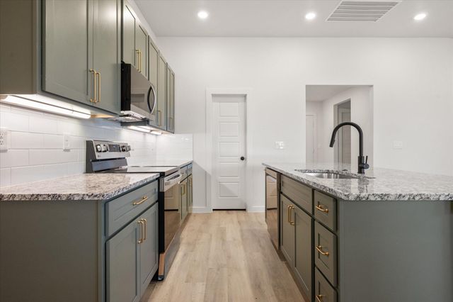 7109 14th Street, Lubbock, TX 79416
