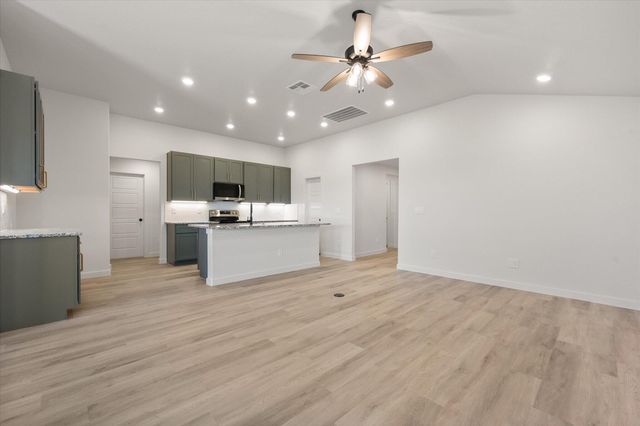7109 14th Street, Lubbock, TX 79416