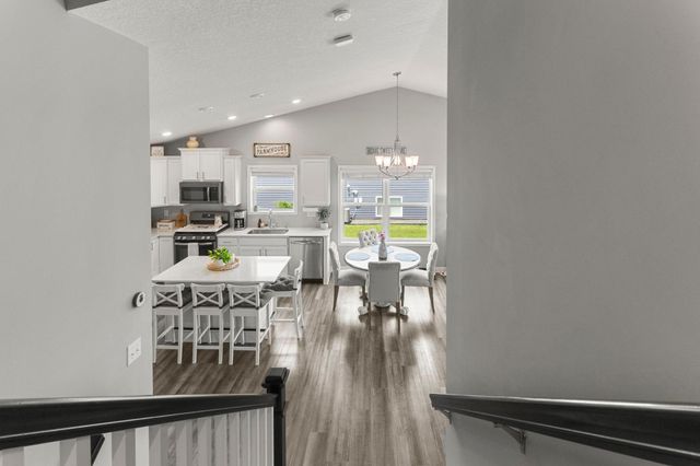 1131 Stonebridge Path, Jordan, MN 55352