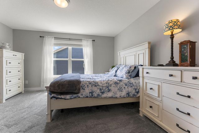 1131 Stonebridge Path, Jordan, MN 55352