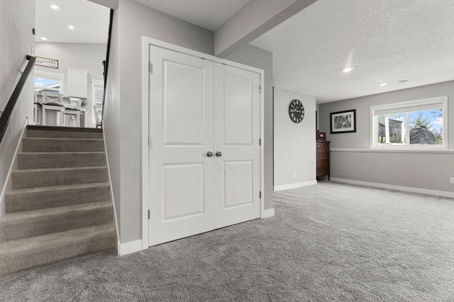 1131 Stonebridge Path, Jordan, MN 55352