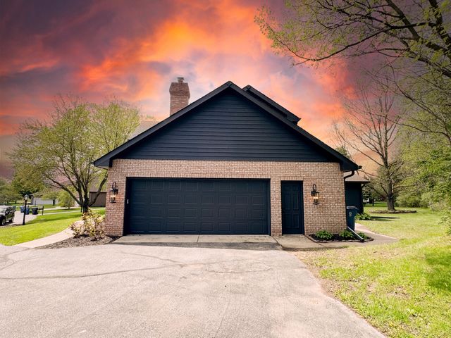 3807 Waxwing Court, Valparaiso, IN 46383