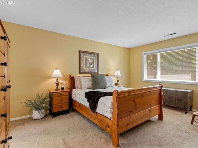 18001 Se 39TH St, Vancouver, WA 98683