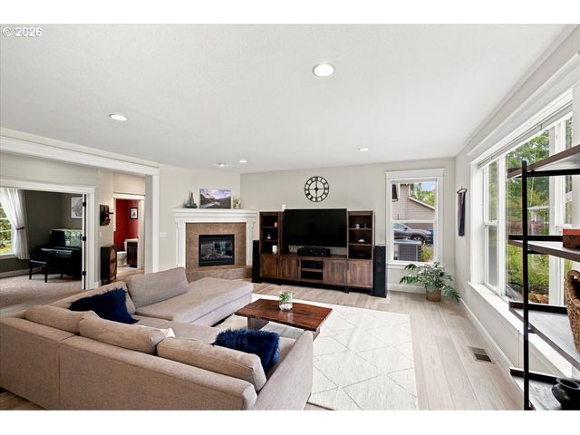 3280 CROISAN CREEK Rd S, Salem, OR 97302