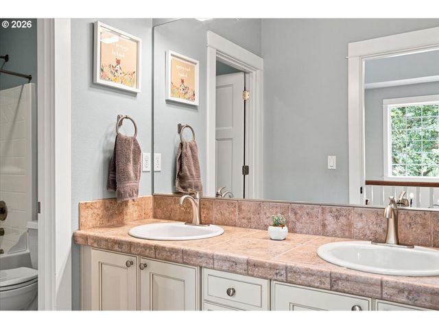 3280 CROISAN CREEK Rd S, Salem, OR 97302