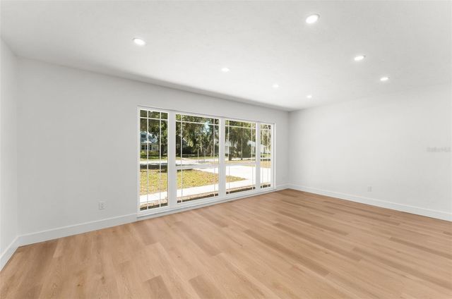 3853 NW 33RD PLACE, Gainesville, FL 32606