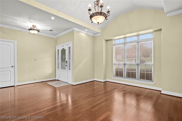 1526 Saratoga Court, Van Buren, AR 72956