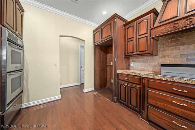 1526 Saratoga Court, Van Buren, AR 72956