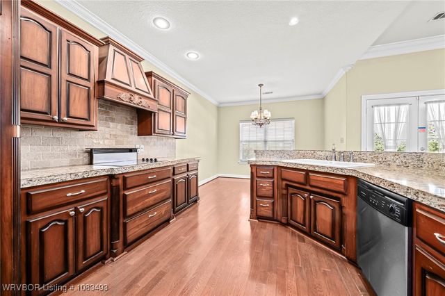 1526 Saratoga Court, Van Buren, AR 72956