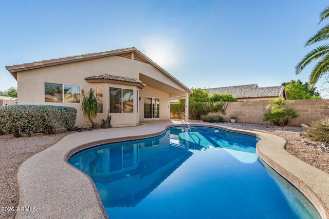 10824 W VENTANA Drive, Peoria, AZ 85373