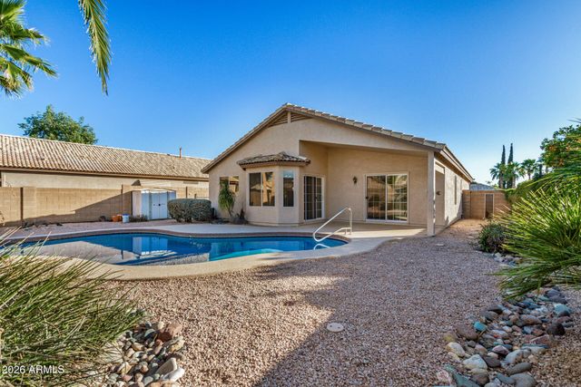 10824 W VENTANA Drive, Peoria, AZ 85373