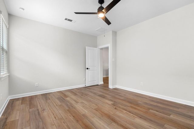 1110 Whispering Winds Drive, Beasley, TX 77417