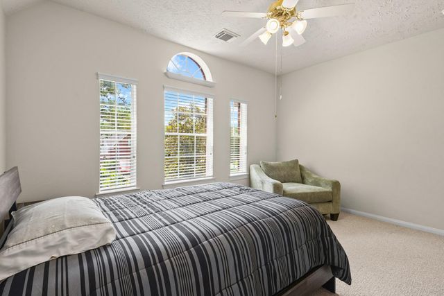 5111 Maple Hill Trail, Houston, TX 77345