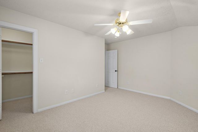 5111 Maple Hill Trail, Houston, TX 77345