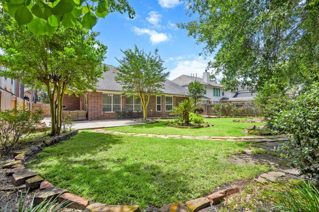 5111 Maple Hill Trail, Houston, TX 77345