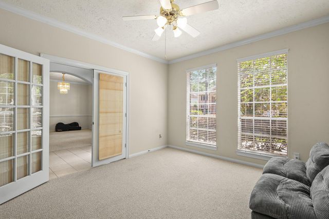 5111 Maple Hill Trail, Houston, TX 77345