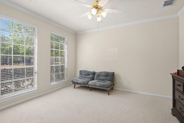 5111 Maple Hill Trail, Houston, TX 77345
